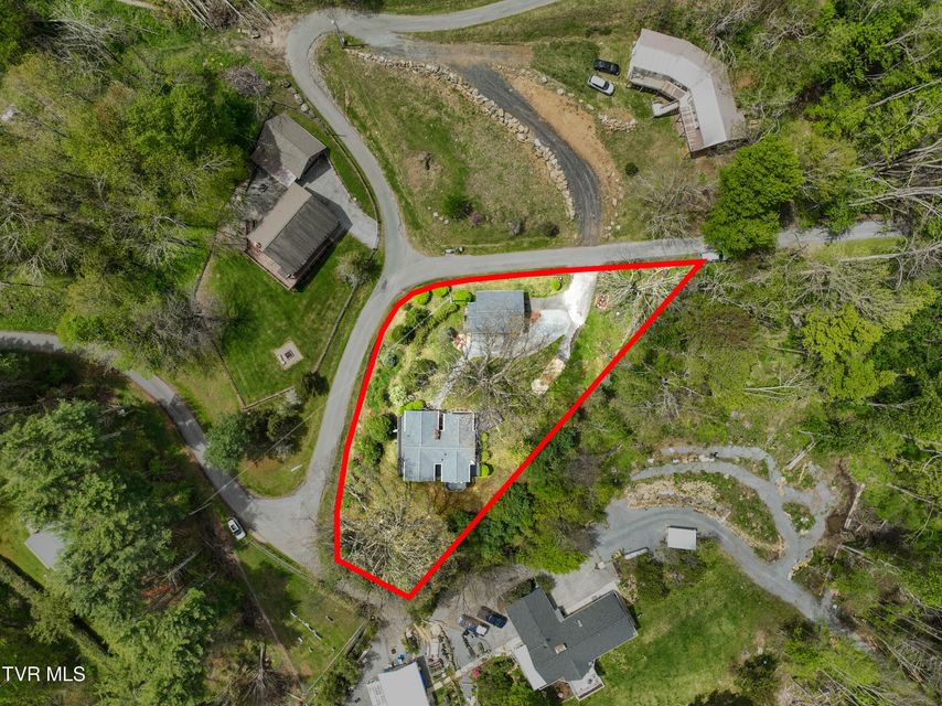 Photo #4: 190 Roanwood Road Road