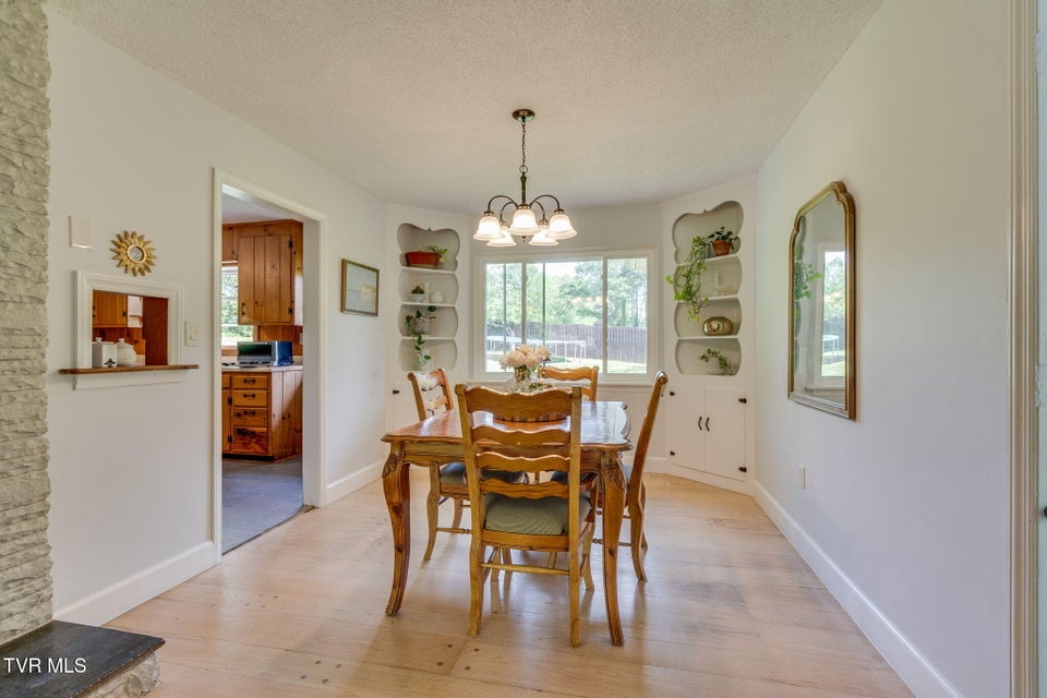 Photo #9: 625 Vance Drive