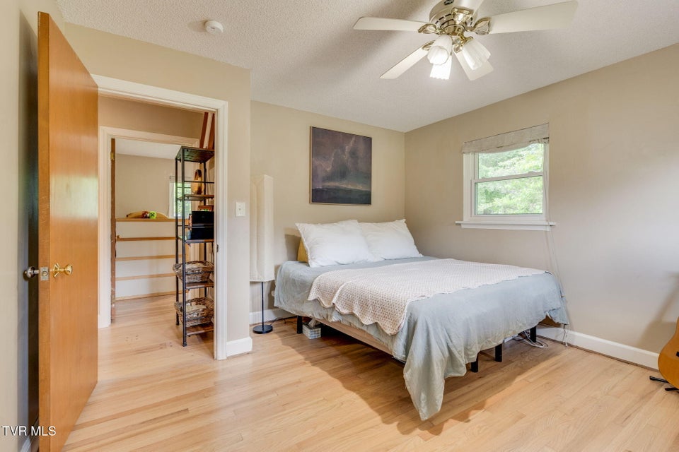 Photo #16: 625 Vance Drive