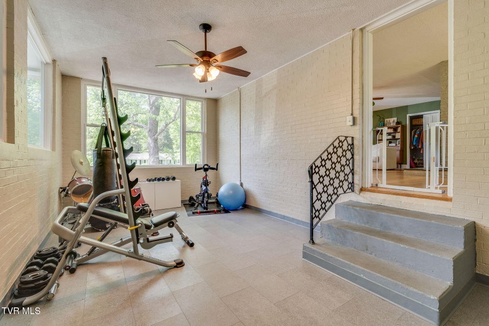 Photo #25: 625 Vance Drive