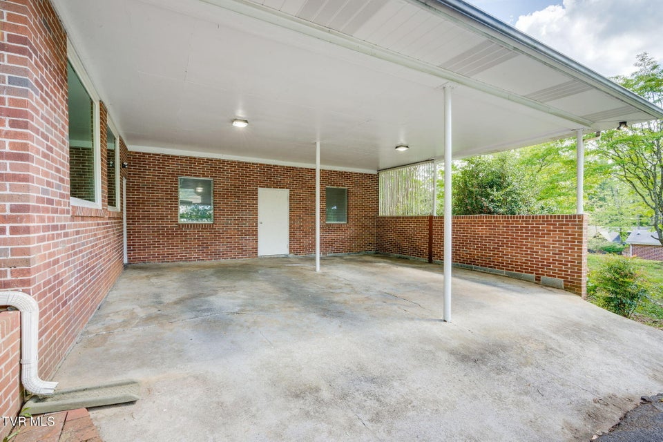 Photo #28: 625 Vance Drive