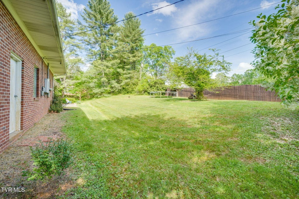 Photo #31: 625 Vance Drive