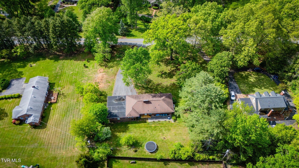 Photo #35: 625 Vance Drive