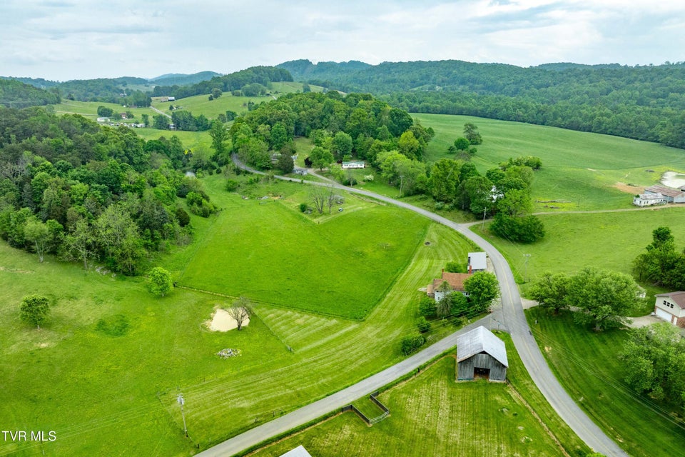 Photo #28: 2365 Jearolstown Road Road