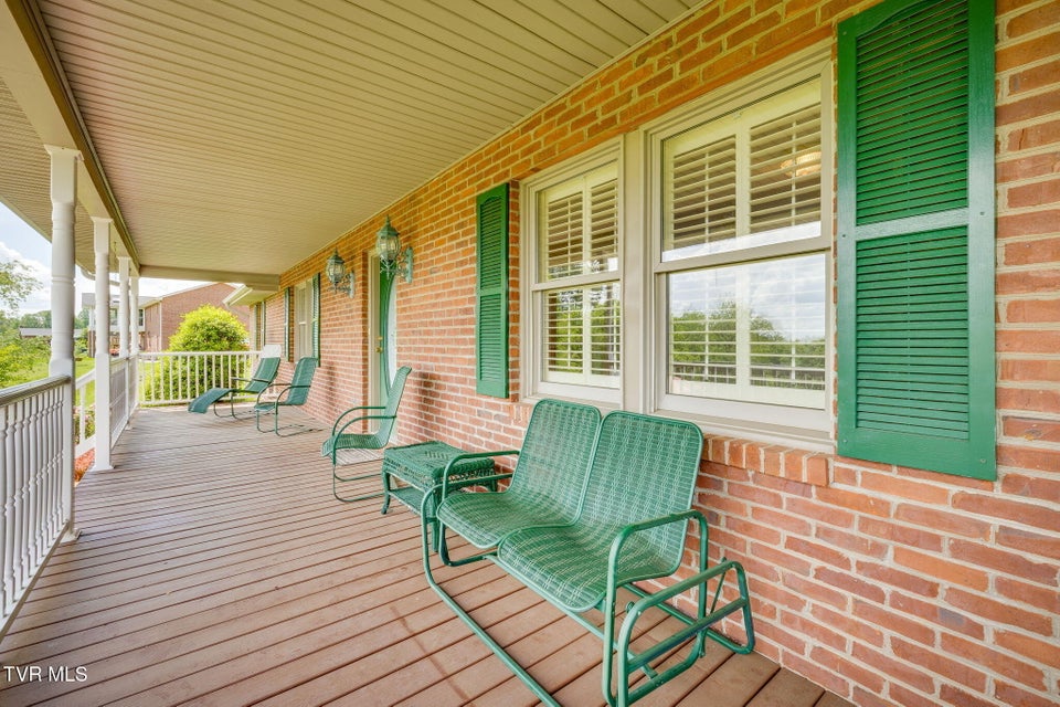 Photo #5: 2114 Bloomingdale Road