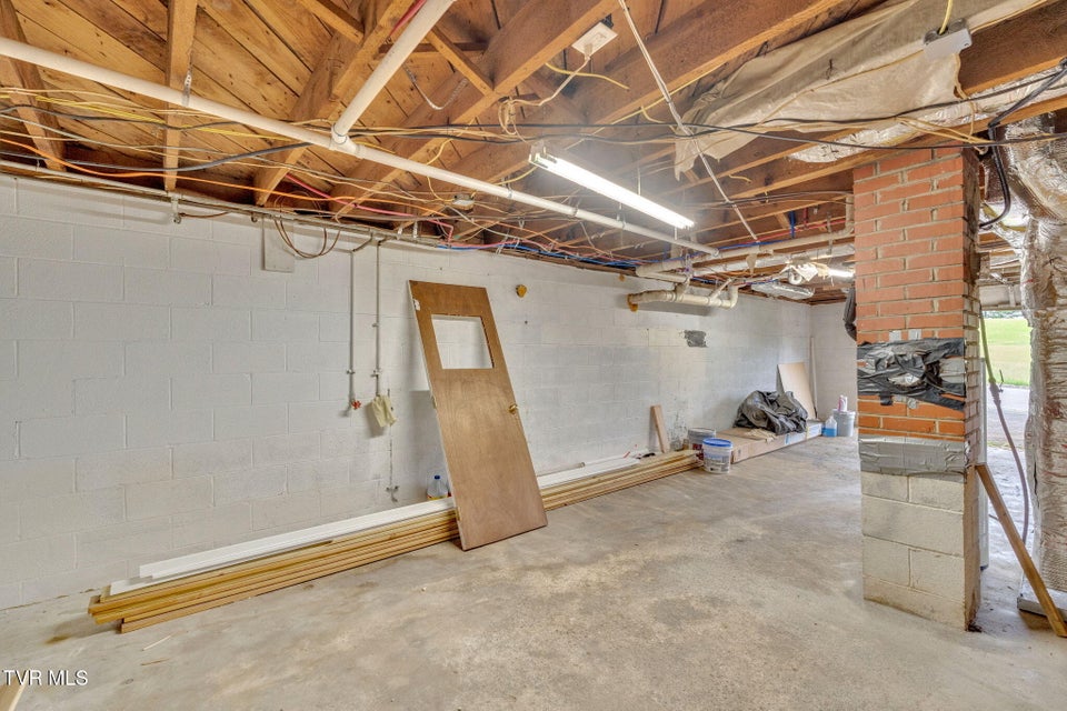 Photo #25: 270 Ruth St Sw