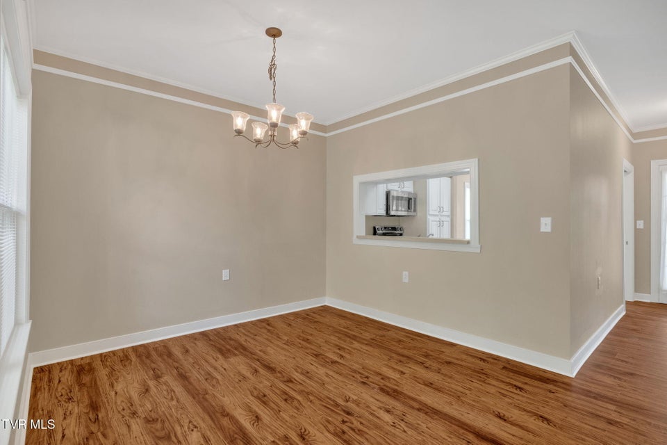 Photo #12: 211 University Parkway