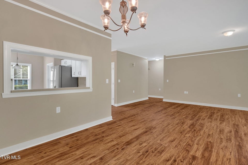 Photo #13: 211 University Parkway