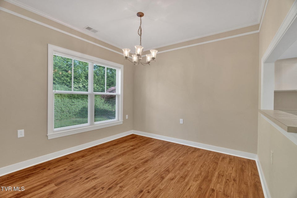 Photo #15: 211 University Parkway