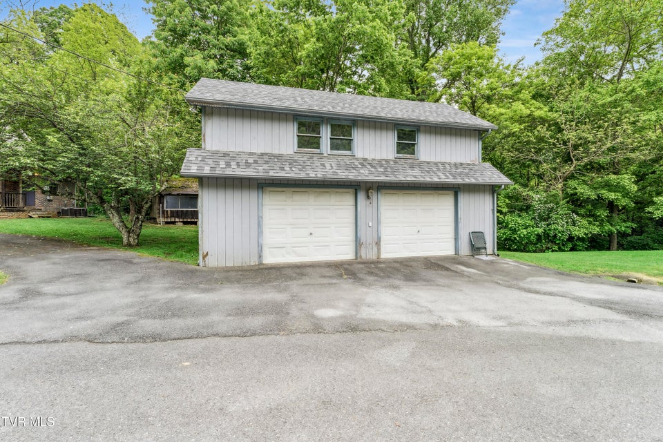 Photo #54: 239 Cabindale Road