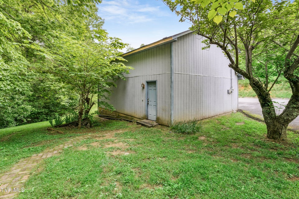 Photo #55: 239 Cabindale Road