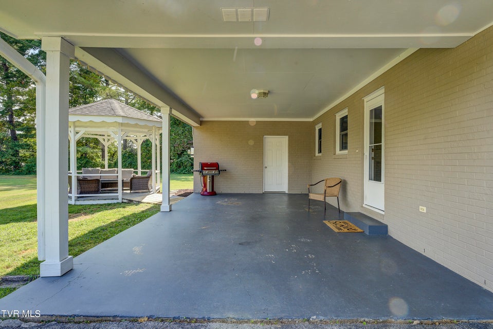 Photo #11: 2405 Larkspur Drive
