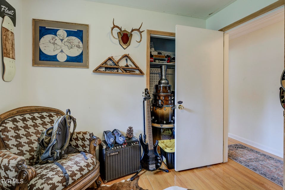 Photo #32: 2405 Larkspur Drive