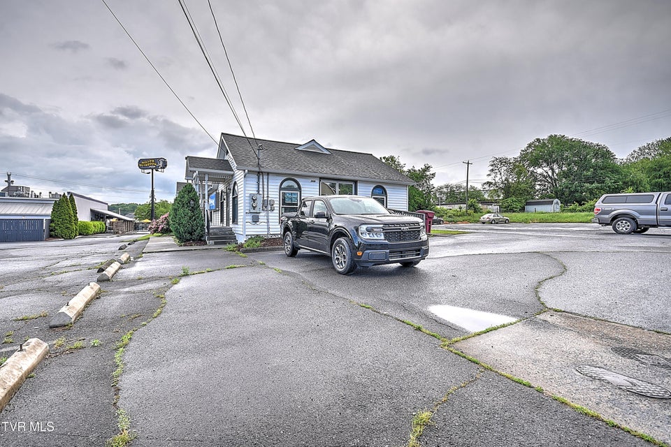 Photo #17: 2920 Dorothy Street And 207 W. Oakl Street