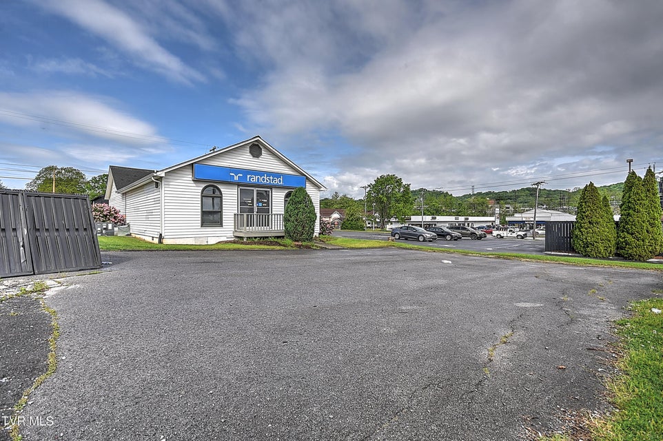Photo #47: 2920 Dorothy Street And 207 W. Oakl Street