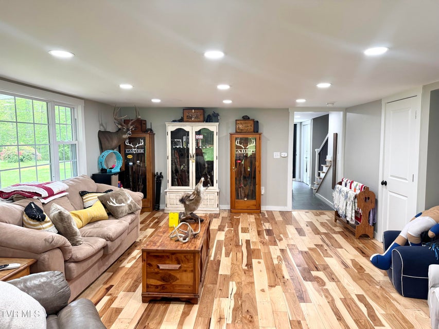 Photo #7: 3401 Fairfax Road