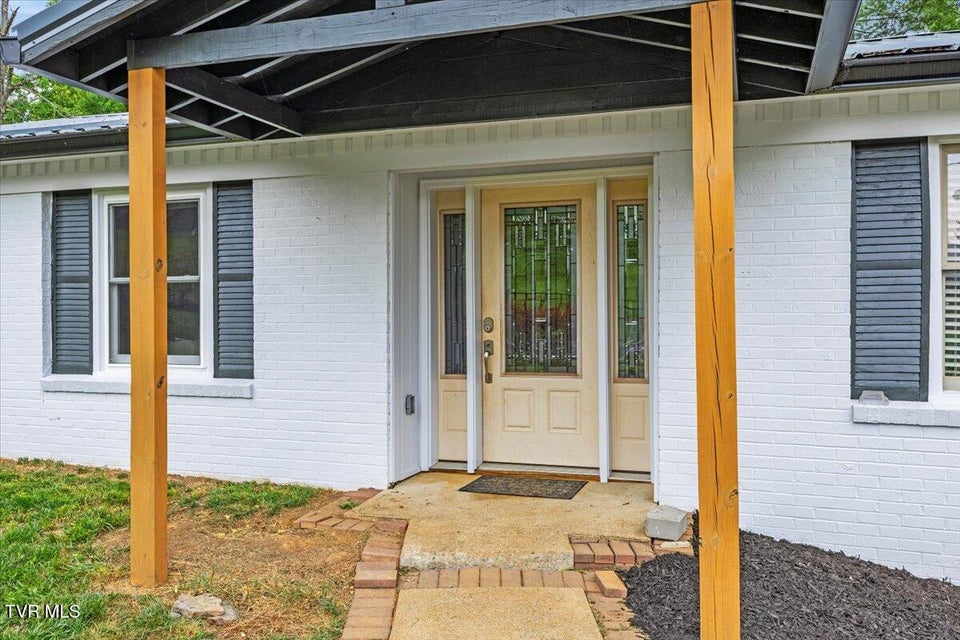 Photo #4: 8 Brooklawn Court