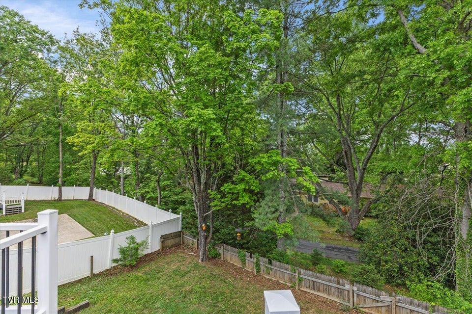 Photo #53: 8 Brooklawn Court
