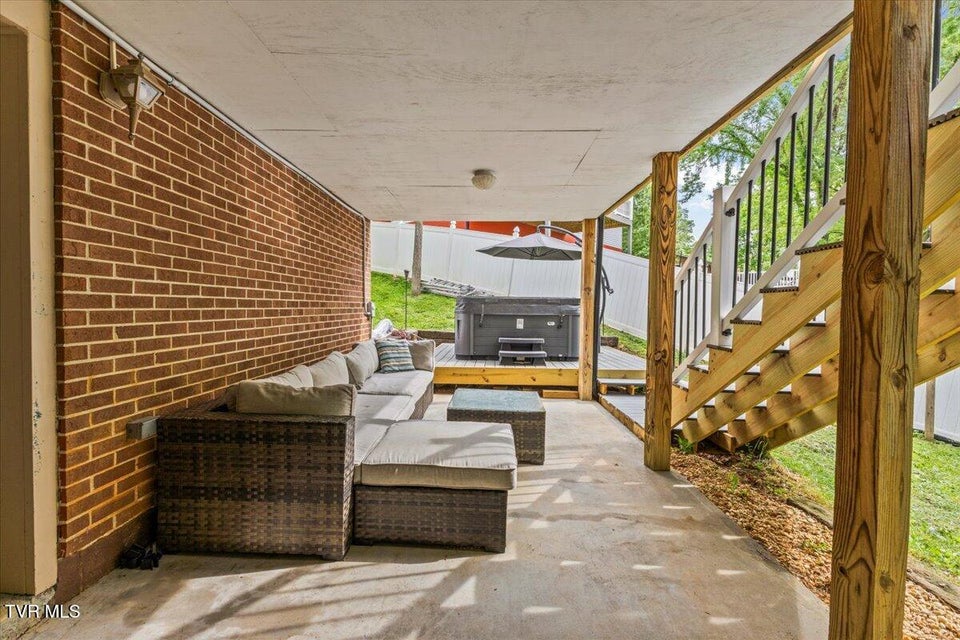 Photo #59: 8 Brooklawn Court