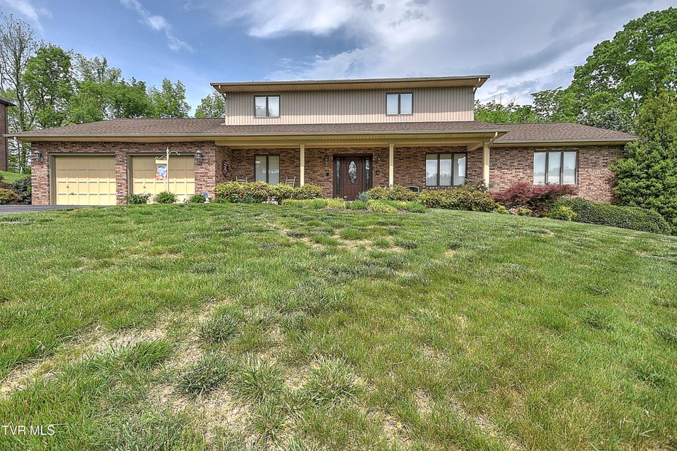 Photo #3: 2628 Wildwood Drive