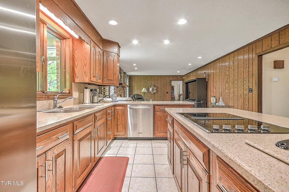 Photo #21: 2628 Wildwood Drive