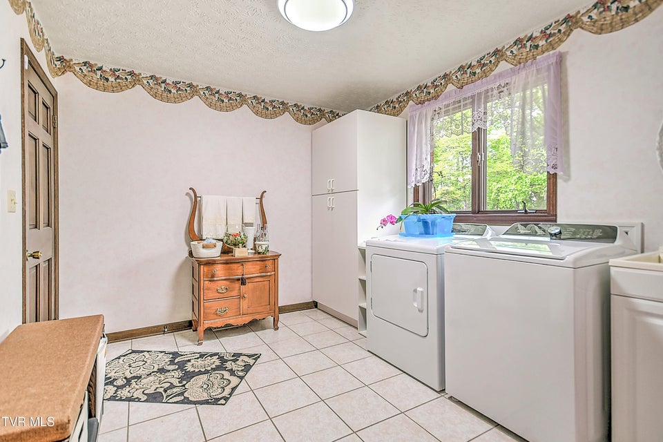 Photo #31: 2628 Wildwood Drive