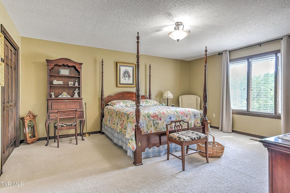 Photo #32: 2628 Wildwood Drive