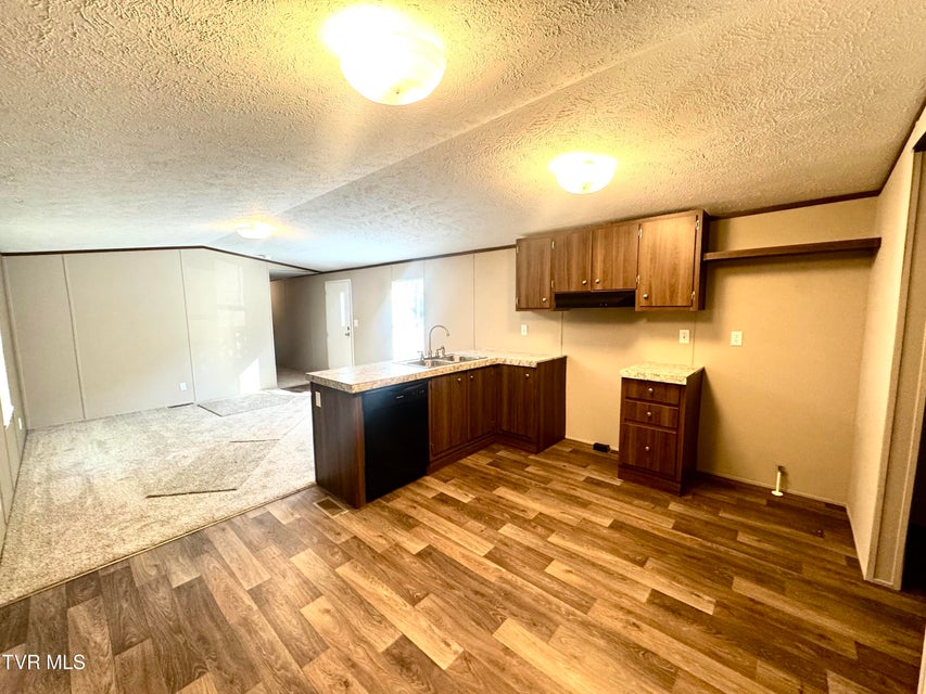 Photo #4: 236 Redwood Drive
