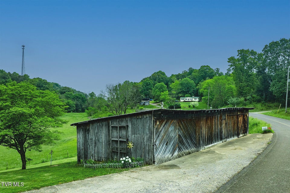 Photo #17: 2365 Jearolstown Road Road