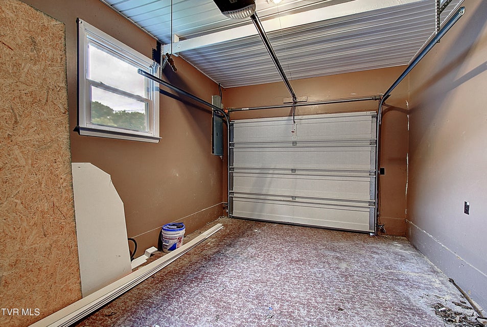 Photo #29: 106 Parsley Street