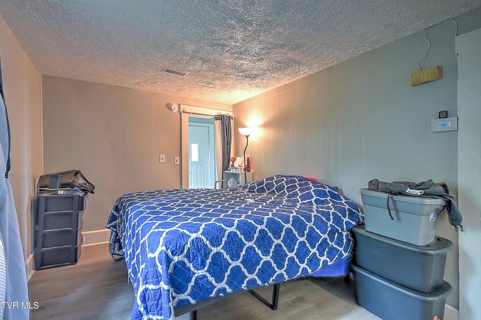 Photo #6: 921 Sevier Avenue