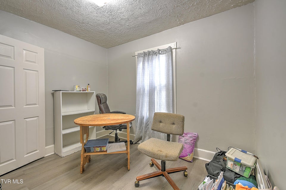 Photo #10: 921 Sevier Avenue