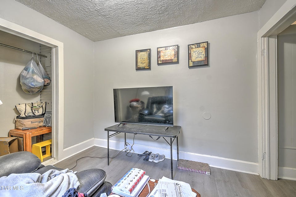 Photo #15: 921 Sevier Avenue