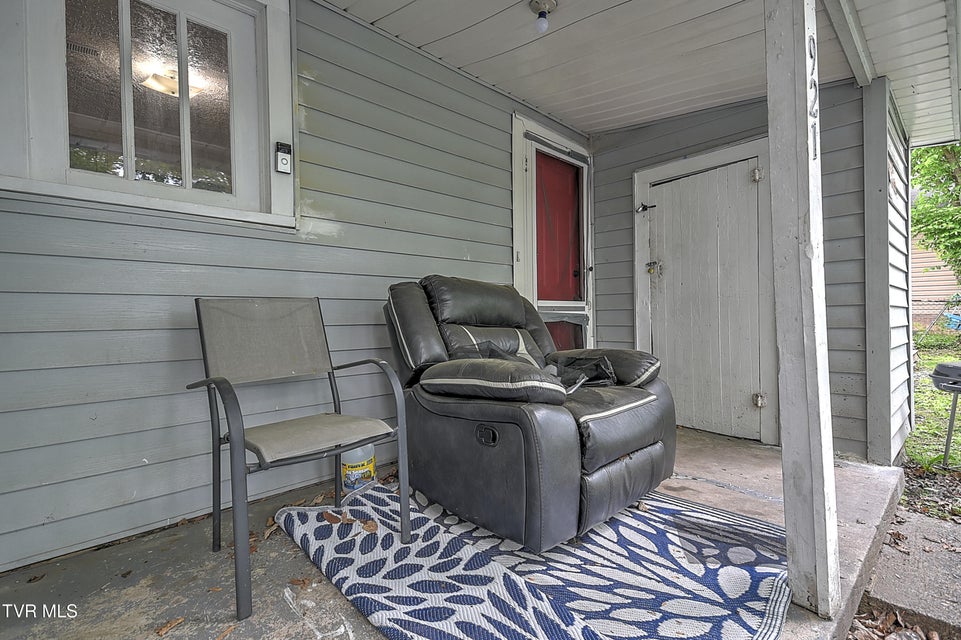 Photo #28: 921 Sevier Avenue