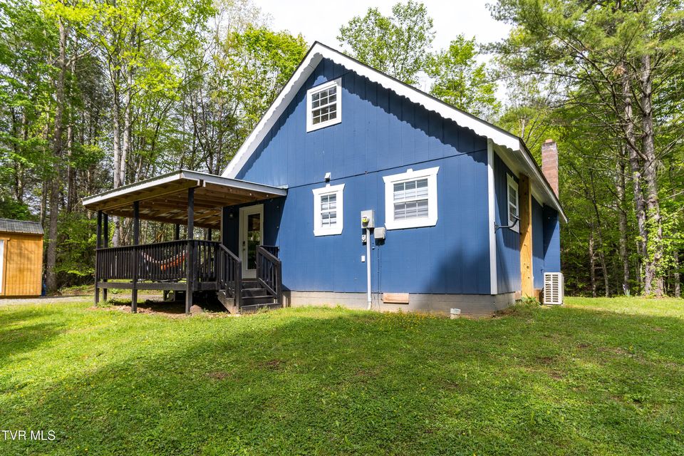 Photo #31: 388 Crestwood Drive