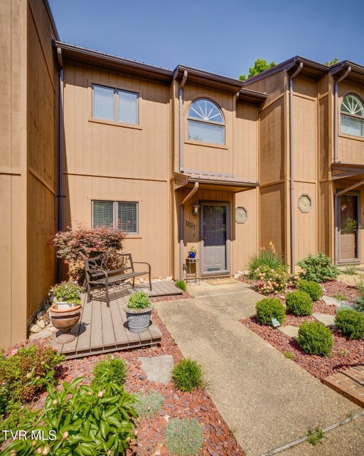 Photo #6: 1127 Timbers East