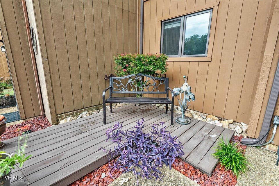 Photo #8: 1127 Timbers East