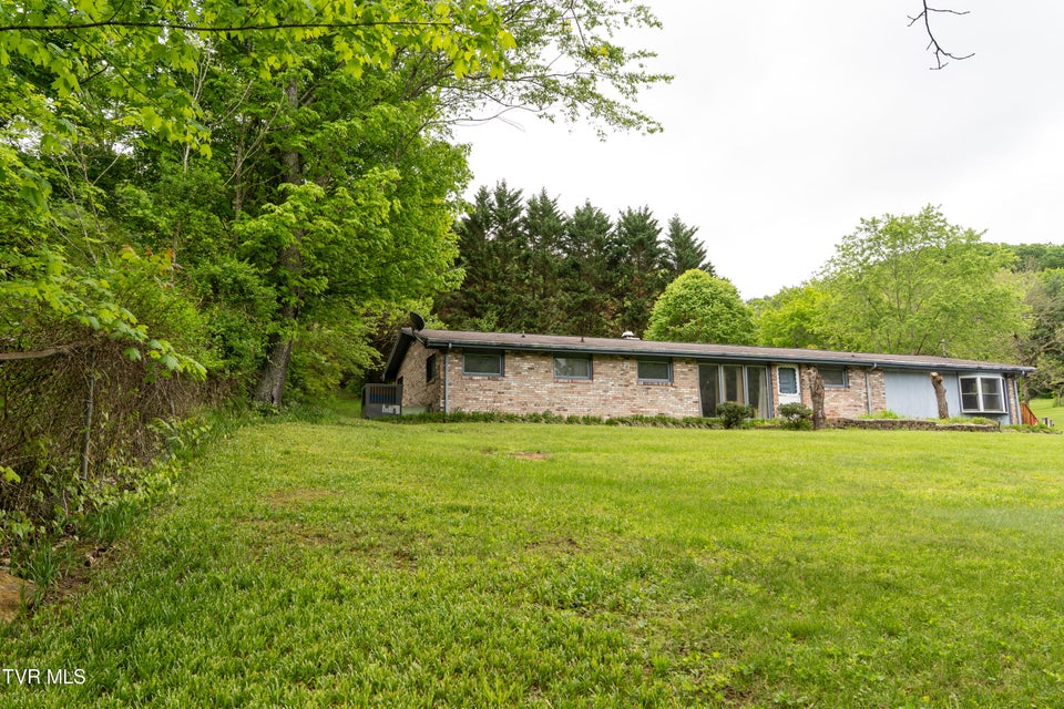 Photo #9: 1583 Rock Springs Road