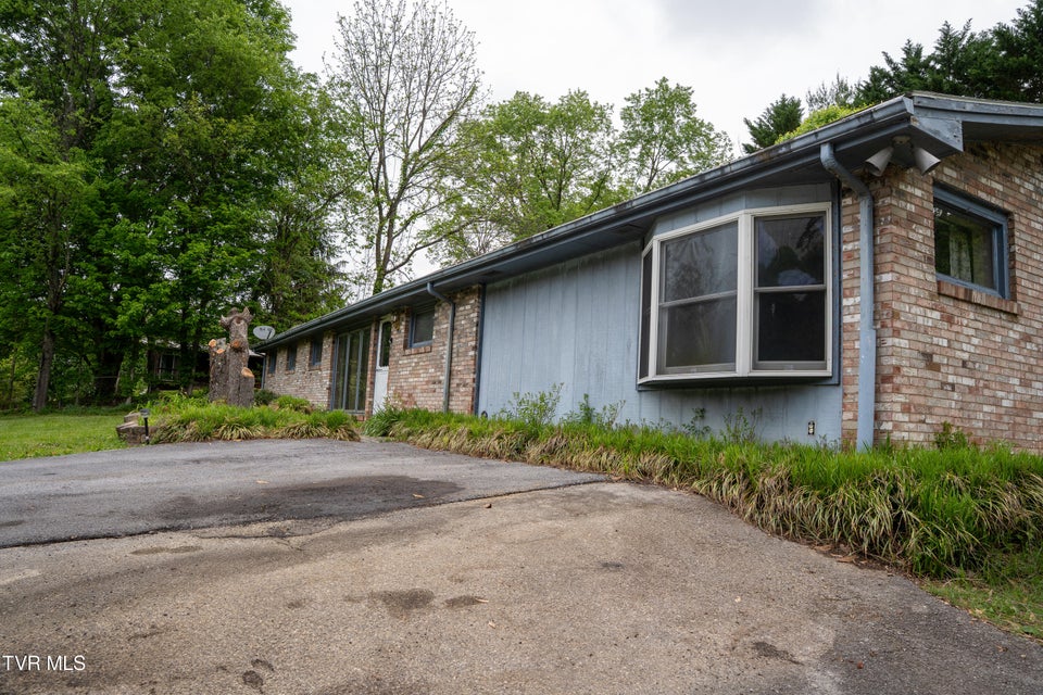 Photo #10: 1583 Rock Springs Road