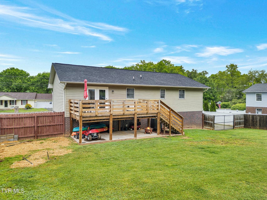 Photo #6: 222 Grandview Street