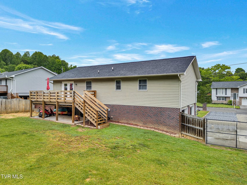 Photo #7: 222 Grandview Street