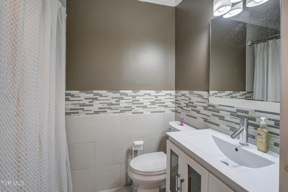 Photo #21: 153 Rosefield Drive