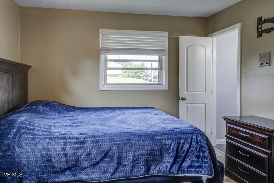 Photo #25: 153 Rosefield Drive