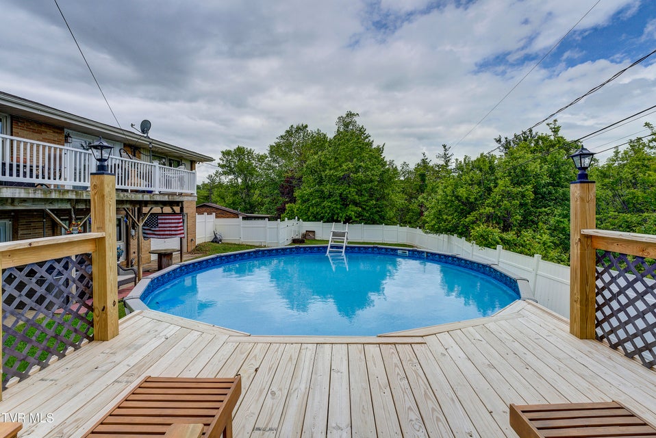 Photo #38: 153 Rosefield Drive