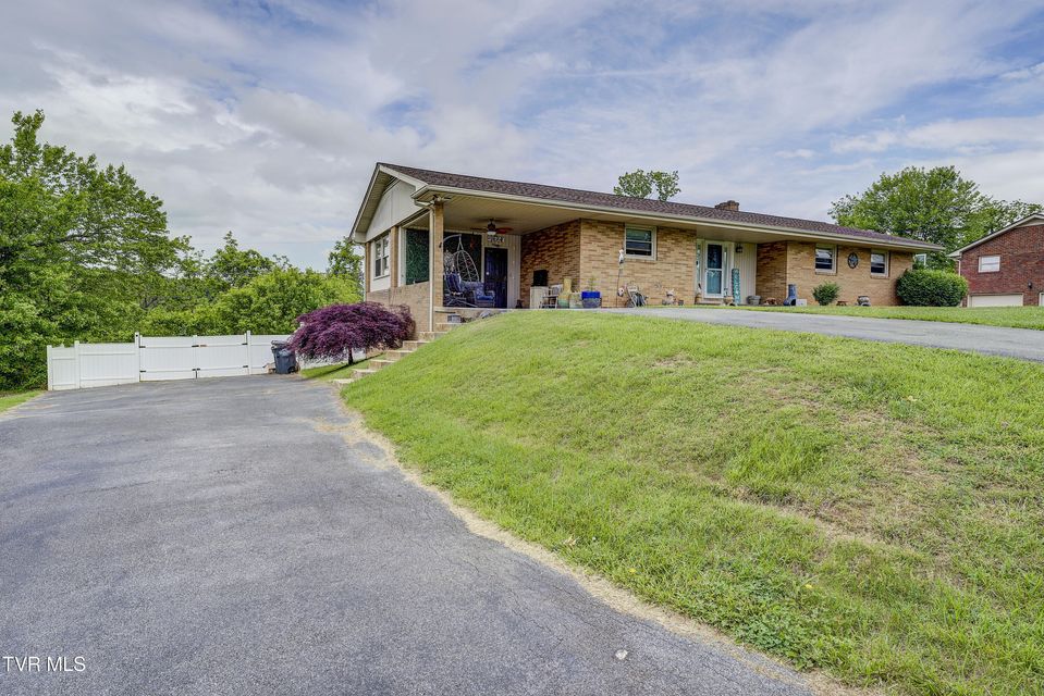 Photo #4: 153 Rosefield Drive