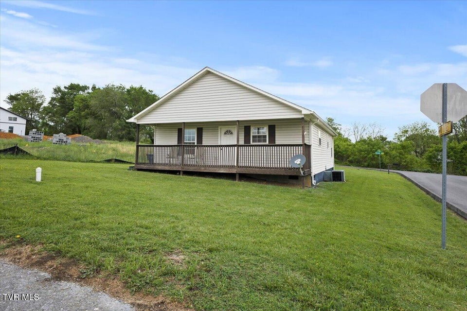 Photo #4: 450 Renee Drive