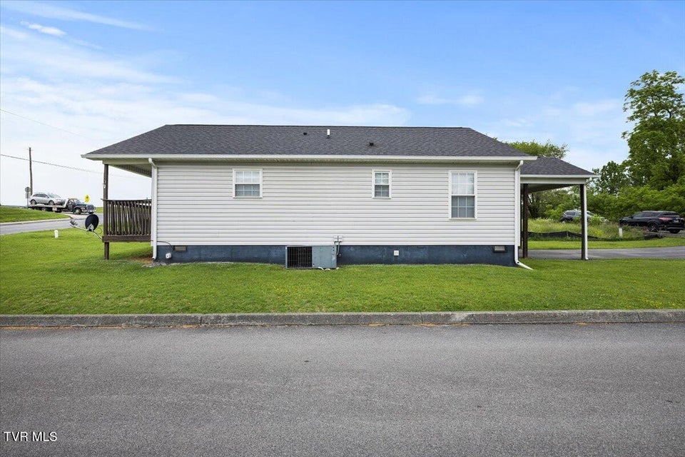 Photo #6: 450 Renee Drive