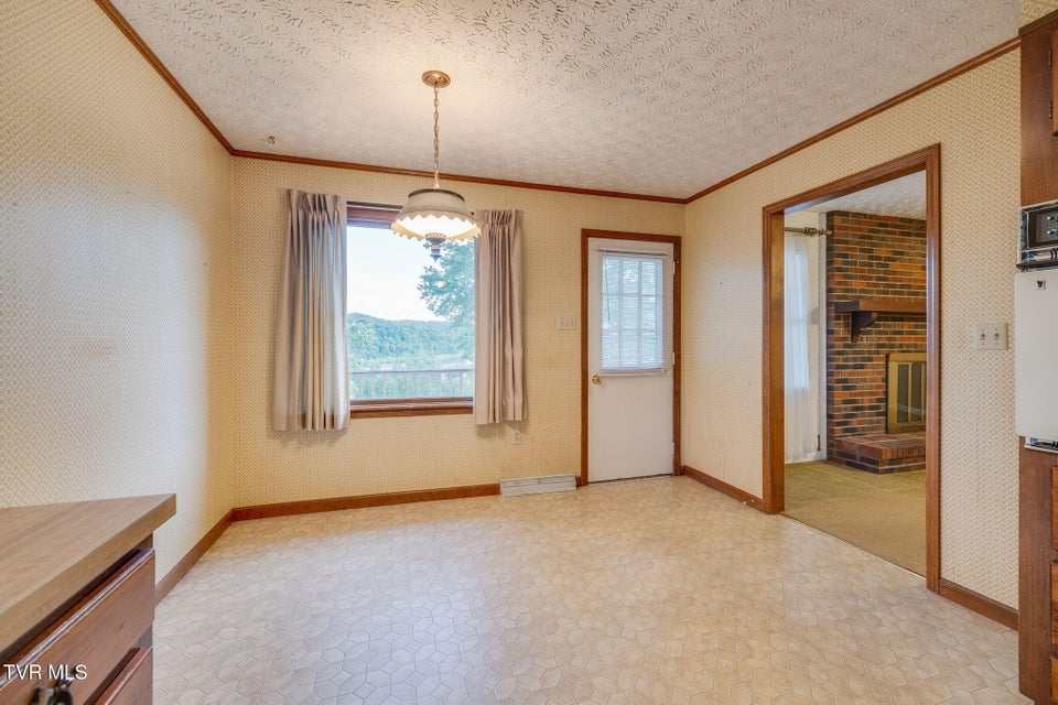 Photo #13: 2641 Suffolk Street