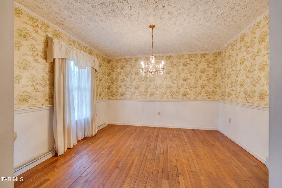 Photo #19: 2641 Suffolk Street