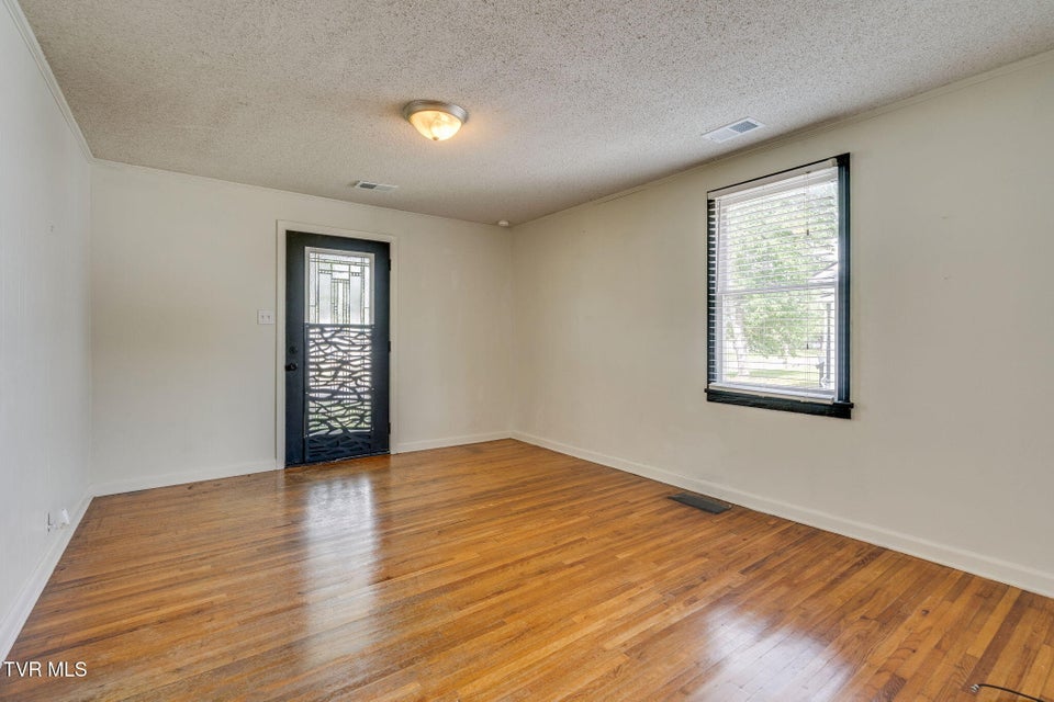 Photo #5: 1620 Hermitage Drive